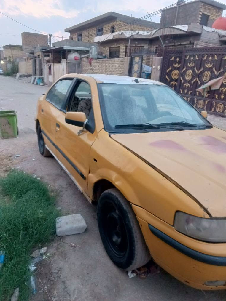 سمند 11سيارة جاهزة مكينة كير تايرات باتري درايمات السعر 10 ورقات وبيهة شئ بصيط النجف, العراق
