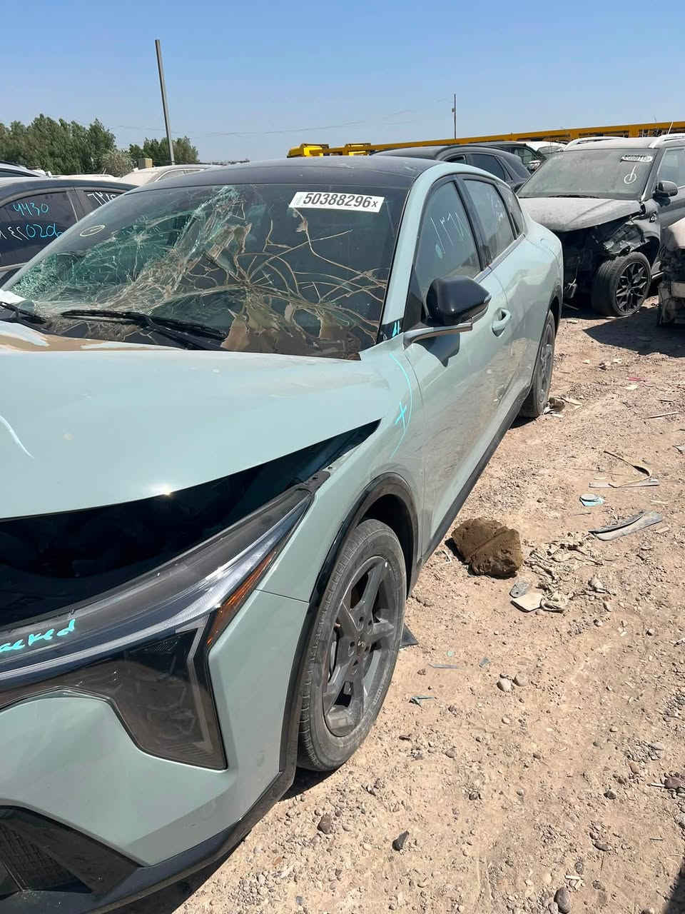 السلام عليكم للبيع كي فول جيتي لاين اعله فئه بدون ايرباك ماشيه 2000 عله حادثه اليوم وصلت مكمركه وكامله مكان بغداد الاعلام بعده عله حادث امريكا السعر 147 ***********
