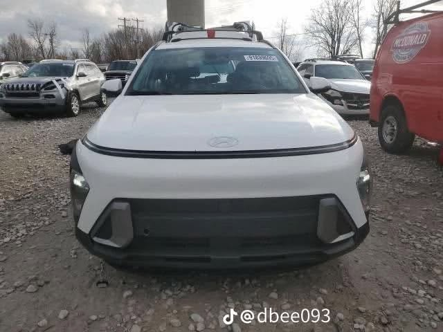 السلام عليكم سياره واصله لبغداد
+964 773 574 2568 رايدتهه ب١٢٠

نص مكتوب في الصور:
- @dbee093