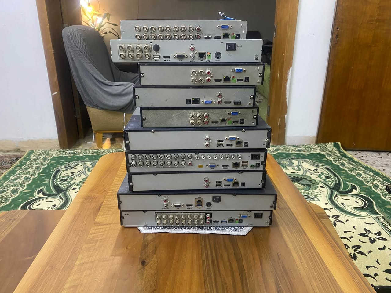 السلام عليكم 
اجهزة للبيع 
هيك فجن DVR 8CH 2M
داهوا DVR 4CH 4K
هيك فجن NVR 16CH 6M دبل هارد
داهوا NVR 4CH 2M
داهوا NVR 5CH 6 ميكا
داهوا DVR 4CH 5M
داهوا DVR 16CH 5M دبل هارد
داهوا NVR 4CH 2M
ملاحضة الجميع شغال 
مفحوصات 
يوجد توصيل 
ويوجد كامرات مستخدمة للبيع 
Ip كامرا 
***********
ملاحضة !!!!!!!!!!! 
السعر خاص تريدهن شلعة وحدة احسبهن الك سعر مرتب
