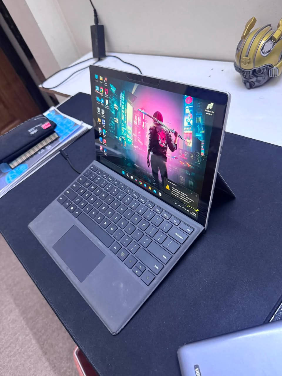 لابتوب سيرفيس برو 6 كييورد
منفصل
256gb SSD
Sd car 128 gb اني ضايفلة
8
••.
• Feeling/activity
شاشة 2K لمس
جهاز اخو الجديد شخط مابي استعمال قليل مع كامل الملحقات شاحنة وحقيبة اصلية
وقلم وحافظة جلد ولاصق شاشة اصلي سعر ٤٥٠ وبي مجال قليل مكاني بغداد اتصال
***********

