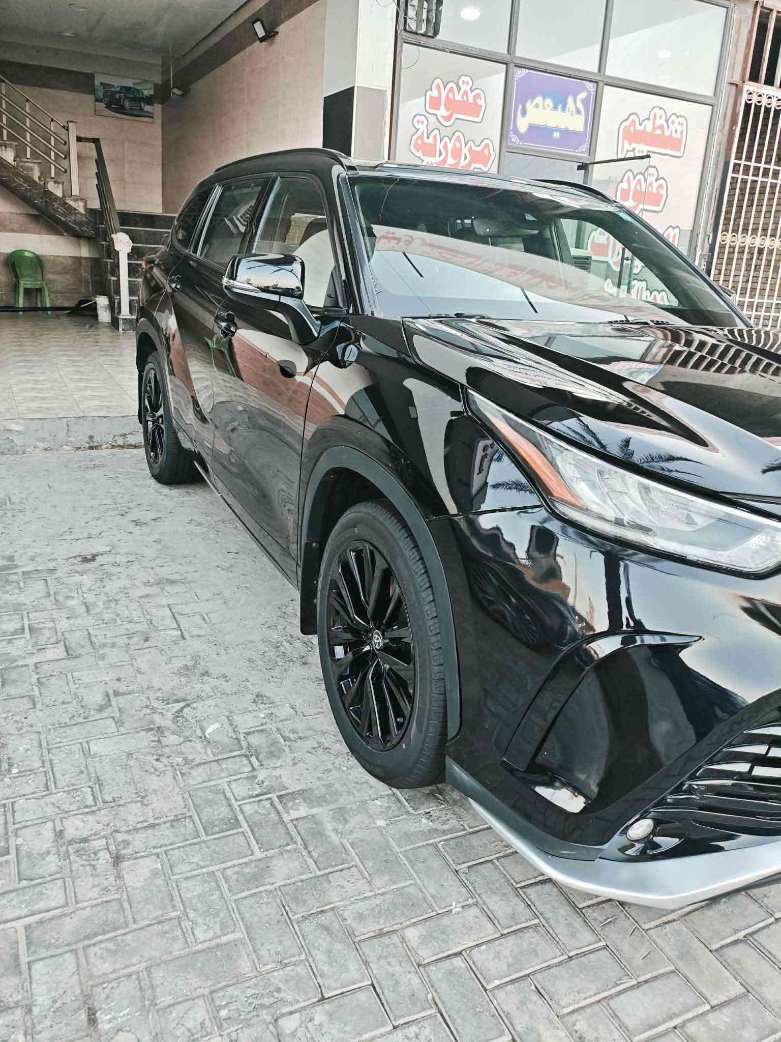 تويوتا هايلندر XSE موديل 2023 
فول مواصفات 
تشغيل بصمة  
جنطة كهرباء 
كراسي كهرباء 
حساس امامي خلفي 
حار بارد كراسي
نظام تزحلق 
تحكم مقود 
ويل 20
360 كامرة
4*4
وباقي المواصفات الاخرى
مكان السيارة بغداد 
للاستفسار *********** واتساب
