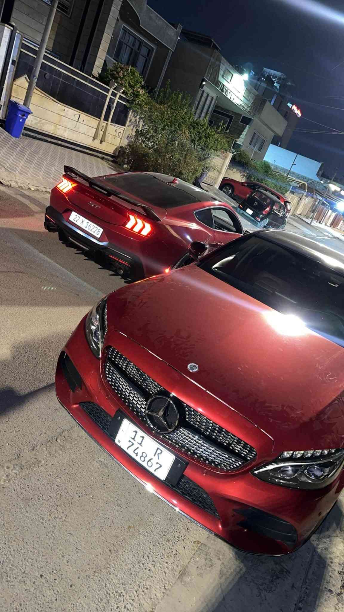 ---
مرسيدس C43 AMG خليجي 2016 - احمر ملكي

السلام عليكم
مرسيدس C43 AMG خليجي وكالة فول 1/1 مو وارد امريكي
موديل 2016
اللون الاحمر الملكي Hyacinth Red اندر لون
الداخل اسود جلد بحزام احمر AMG Performance + كاربون فايبر اصلي
رقم بغداد 11 R 74867 تحويل مباشر بأسمي

حالة البودي: قطعة وحدة مضروبة ومعدلة نفسها بارد بدون صبغ - باقي السيارة بلاد

المواصفات الفول:
بانوراما + ستارة خلفية كهرباء
رادار + نقطة عمياء + تحديد مسار
كامرة خلفية + حساسات 360
ويل AMG 19 بلاك دايموند
لايت زنون + LED نهاري
دخول ذكي 4 ابواب + بصمة
صندوق شفط + صندوق يفتح بالرجل (داتشو)
كراسي ميموري + تدفئة + تبريد
ستيرن AMG تدفئة + شفتات
كاربون فايبر + سبورت اكزوست + 4 وضعيات قيادة + لانش كونترول

السيارة نظافة 95% ومصروف ماكو

السعر: 245 ورقة وبيها مجال بسيط للشراي الجاد

المكان: بغداد
للتواصل: [***********
