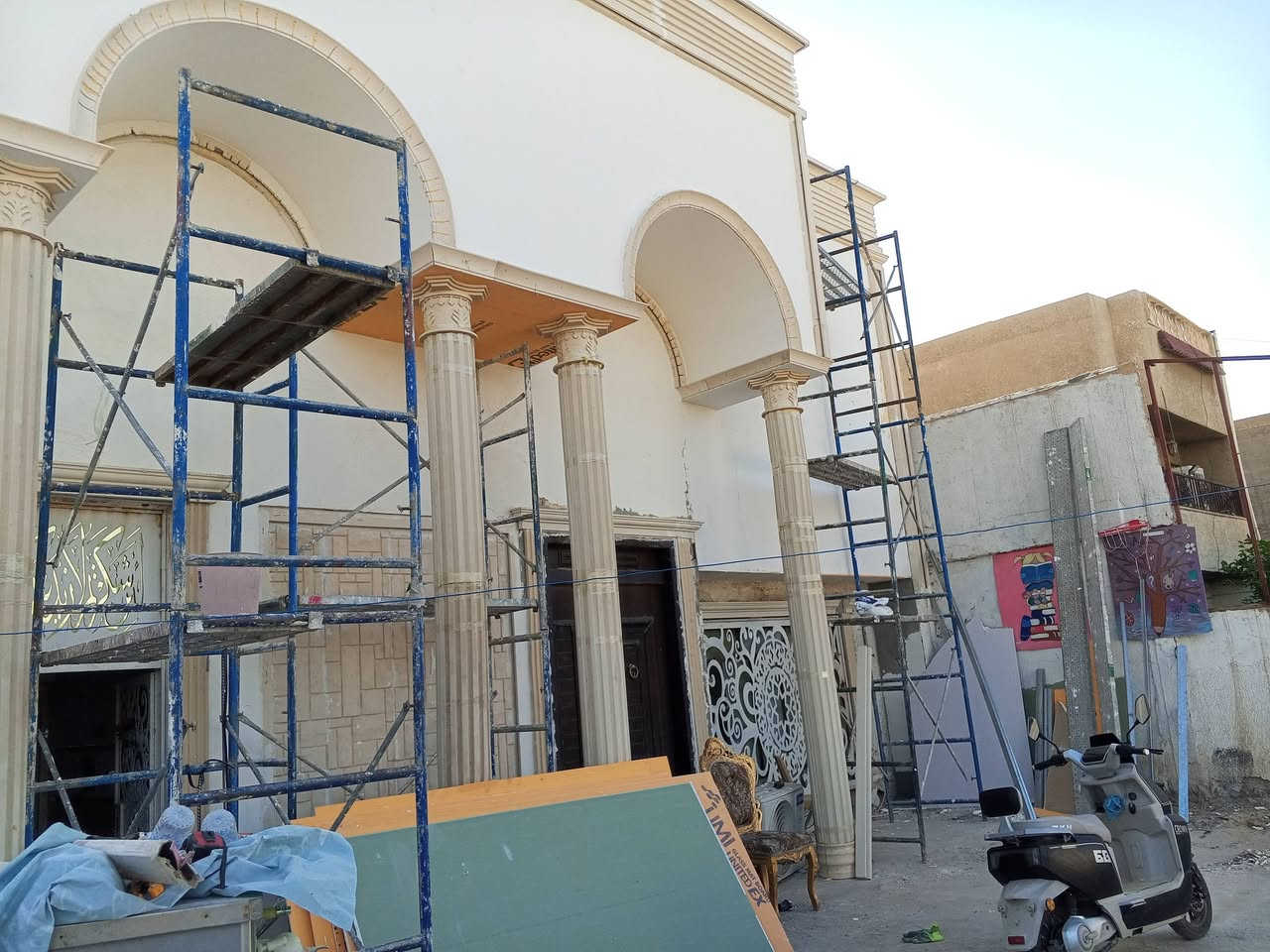 السلام عليكم صباغ متفرغ اشتغل جميع أنواع الاصباغ شغل مرتب وسريع ترميم بيوت معالجة رطوبة وشغل مرتب وسريع مكاني بغداد ‏‪***********‬‏ هذا الرقم بواتساب@
