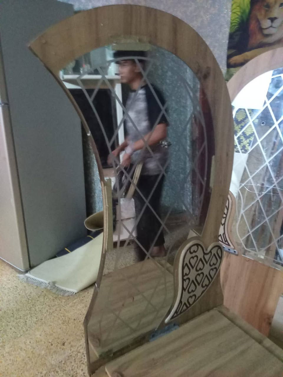 سلام عليكم غرفه البيع بيه ضرار بصيطه سعر 150 
***********
