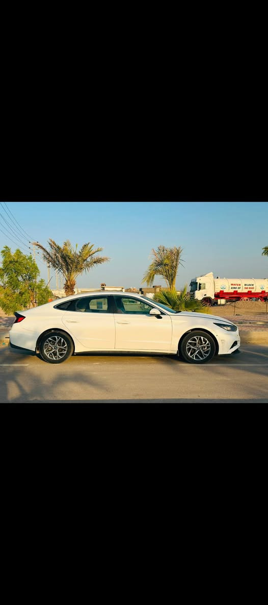سوناتةمديل 2020خليجي مكفولةبس جاملغ امامي مرشوش محرك 2500رقم بغداداسعراتصل***********

