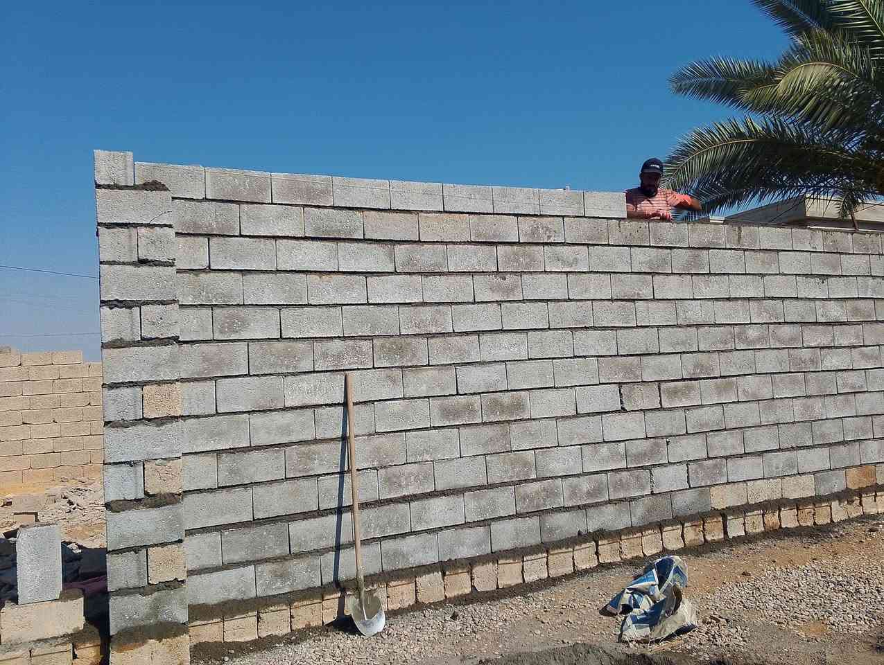 السلام عليكم
 أول شي مصداقيه فول ..كادر بناء درجه أولى .يعني هندسه شوف عينك شعندك بناء حاضرين  وهذا رقمي
***********

