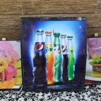 اعلان uv ضوئي للبيع  درجة وضوح عالية  وحده فلافل  الثانية همبركر  الثا...
