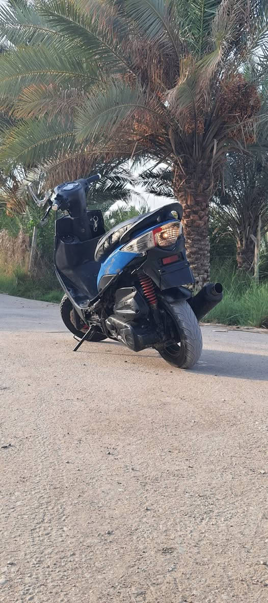للبيع كامكو جي تو دراجه شلعه معدل سرعه نكره سلف  صالنصه رياضي دراجه نضيفه دراجه كوم حديد 200 كابريتر جديده باثري جديد تايرات جديده مكاني نجف ابو صخير *********** واتساب
