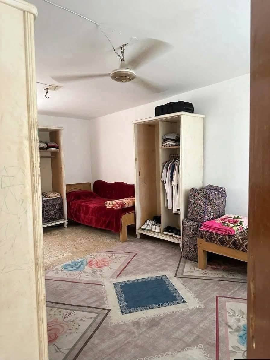 مطلوب للمصرف الرافدين
دار للبيع 120  متر طابو صرف بالنجف 
حي ميسان قطاع 23 مجاور شارع عوده 
طابق واحد شيلمان نظيف 

يحتوي / غرفتين وصاله ومطبخ وستقبال 
وصحيات داخليه وخارجيه ومكشوفات 
السعر الكلي 117  مليون ........D
مطلوب  50  مليون ينزل من المبلغ

للأستفسار *********** واتساب أيضاً موجود
