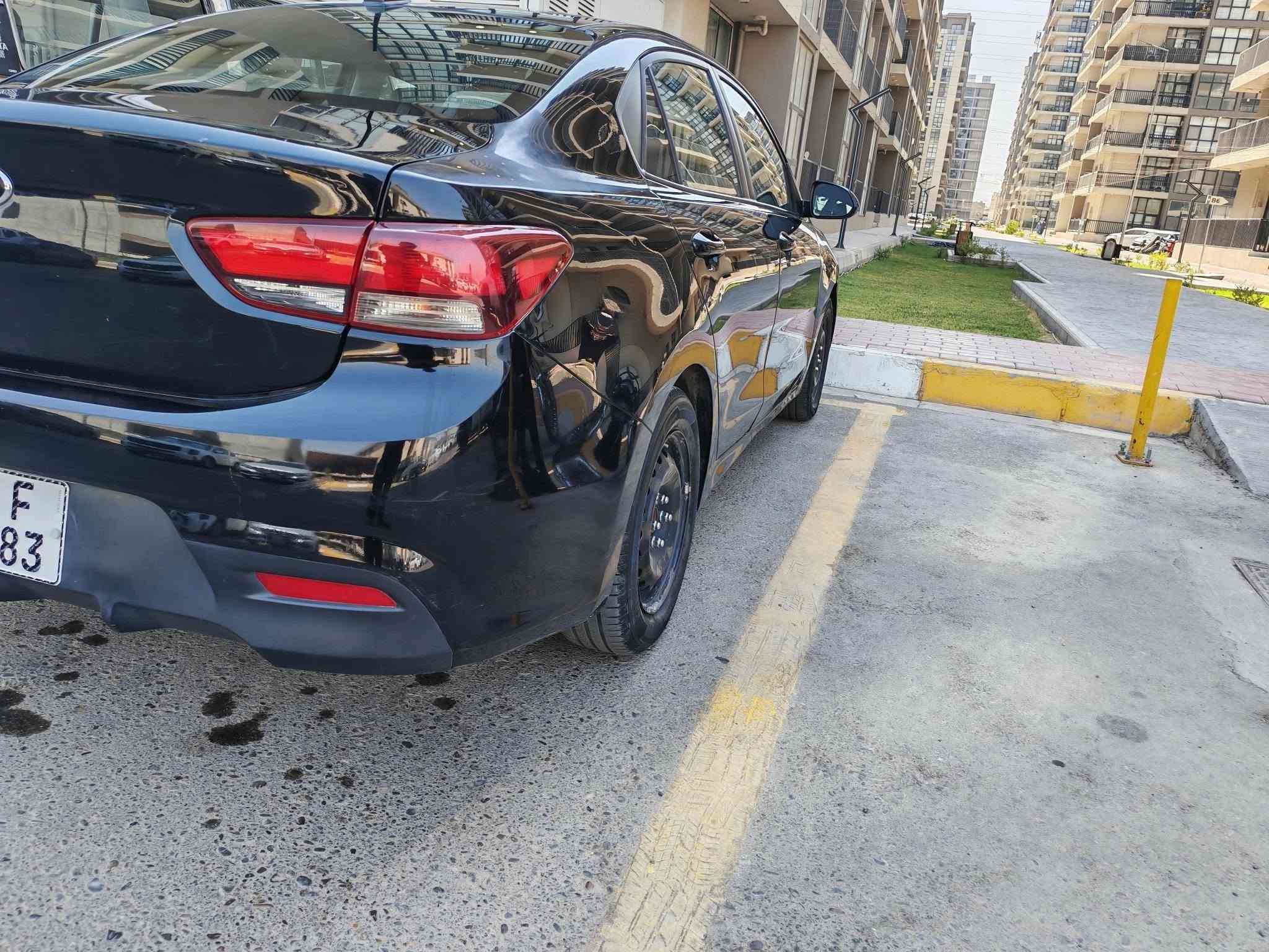 السلام عليكم
كيار ريو موديل 2020 امريكي 
حادث السياره  بسيط جدا قبق الحنطة فقط وتبديل بنفس اللون بدون دواخل مثل ما بالصور 
السياره باسمي تحويل مباشر رقم بغداد 
ماشيه 59 الف ميل  فقط يعني جديدة
محرك 1600 ( المرغوب ) دوش دبل نوزل
سياره صدر امامي خلفي وكاله 
تحكم استيرن جهتين 
شاشه ابل كار بلي 
منفذ Usp
نظام سبورت و مثبت سرعه 
وداخل السياره لوك وكاله 
سعر 105$وبي مجال
مكان سياره بغداد 
***********
