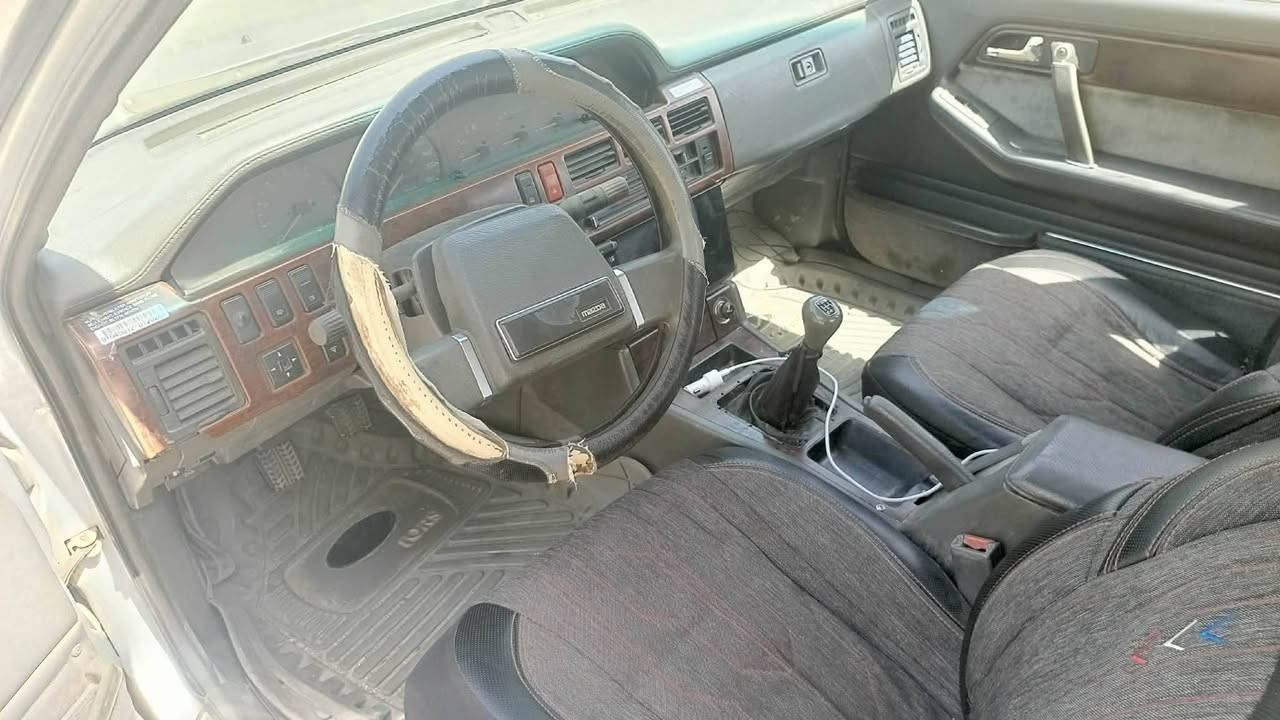 السلام عليكم  مازدا 929 موديل 87 كير محرك شرط سياره حيل نضيفه بسمي شرط تحويل للاستفسار علا رقم 
رقم الهاتف ***********بي واتساب
