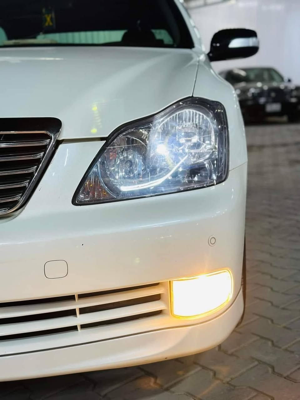 شاهينه 2005 ثلاث دكم او رابع دكمه للبرده.
اثلت شاصي 84 رياضي كفاله عامه ماعدا الدعاميه الاماميه مكينه 3500  بحاله جيده جدآ وكير بحاله جيده جدا للعلم دهن الكير استوني مبدله. التحويره الجوه نجف ع أيدي حورته اما الفوك امارات.تبريد خير من الله. الحداديه عربانه الخلفيه جديده بعده زركه قبل ٧ شهور بدلته مع ٤ دبلات. اما الصدر مالته نفضته كله جديد كلفني ٣٣٠ الف صدره.. السياره رقمه بصره بأسم والدتي قرار 48 مأرشفه بكل العراق وين متريد اداور. سنويته الشهر السابع لسنة ٢٠٢٧ تسقط .افحص وين ميعجبك...السعر 165 بيه مجال قليل حك الجيه اخي الكريم عجبك المنشور اترك كلمه طيبه ماعجبك لاتعلق واني خادم الك...للتواصل وتساب فقط ***********...مكاني النجف ناحية القادسيه..ملاحظة. الويل الدنكه بدلته بويله الاصلي الحصيره
