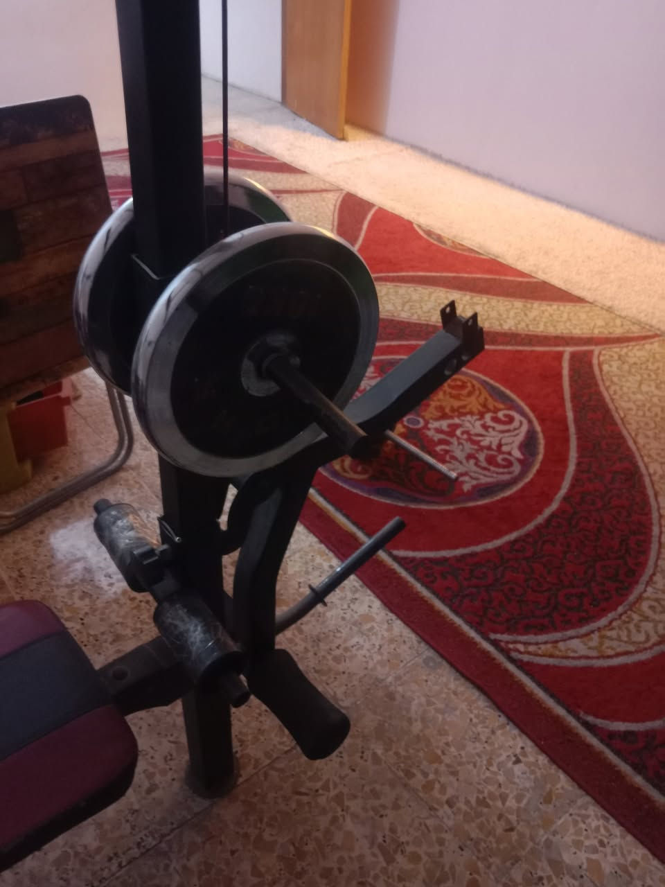 جهاز رياضي متعدد التمارين يغنيك عن القاعه ماركه مونفس الصيني الي بلسوگ السعر ٣٥٠ الف وعندي اوزان سعر الكيلو ١٥٠٠ دينار .. للعلم المسطبه مشتريهه ب٨ ورقات .. مكاني الدورة الصحة .. ***********

