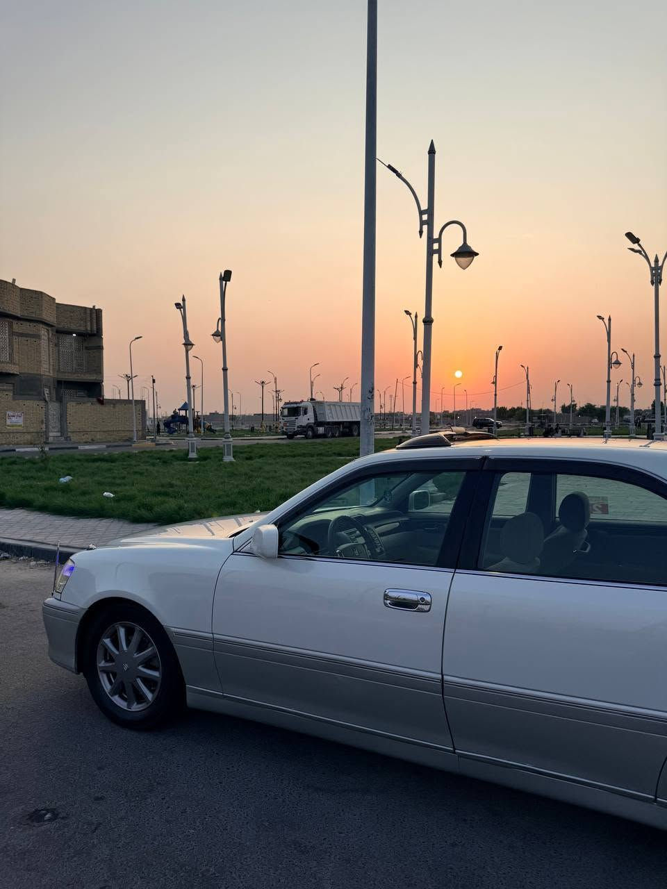 كراون • ٢٠٠٠ • نقل جثه