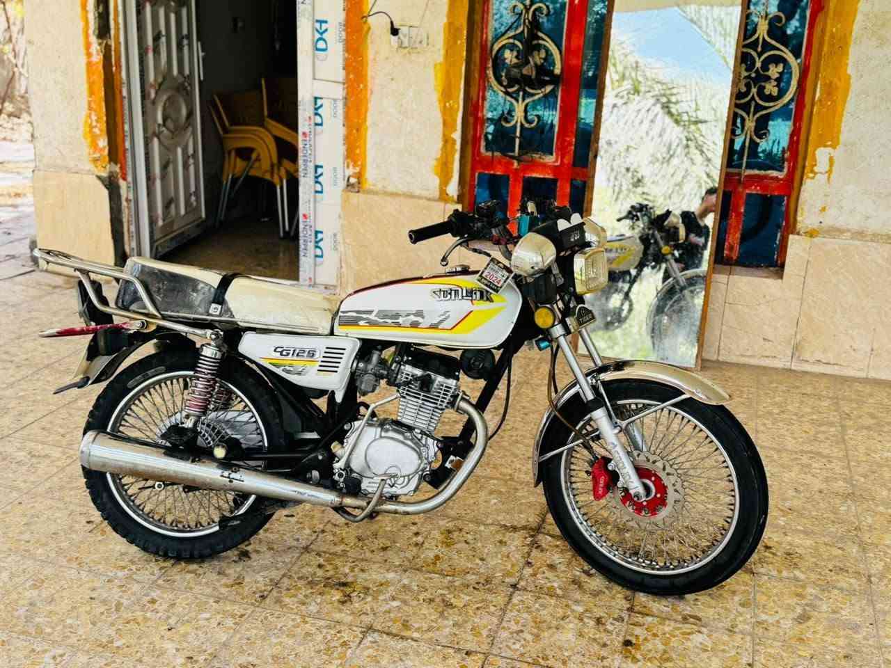 تايكر موديل ٢٤اوراق كاملة محرك مكفول الدراجة خير من الله دشبول شغال ختم سونك الأصلي يرادلهة بك لايت السعر ٦٠٠وبيهة مجال مكاني بابل محاويل رقم الهاتف ***********
