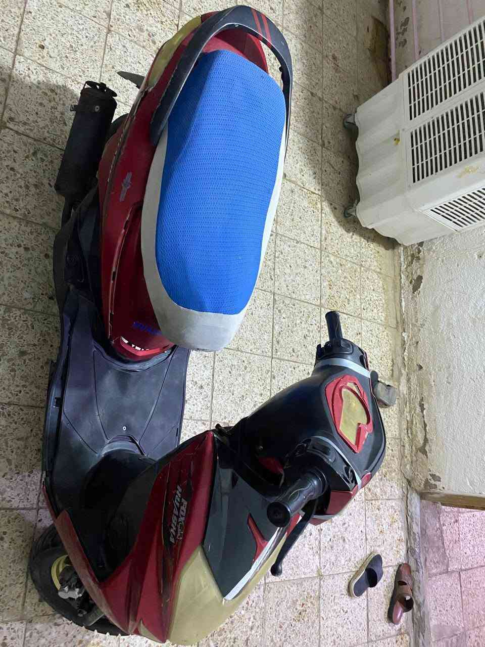 لسلام عليكم دراجه ثعلب 120 مكينه ناعمه شلعه معدل السعر 250 وبيه مجال اوراق باسمي والاستفسار ***********

