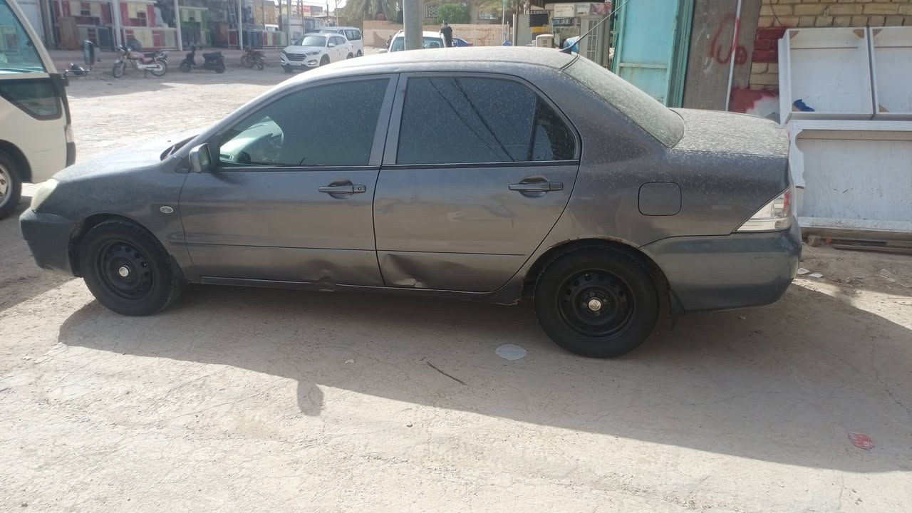 بسبب الوعود الكاذبه
لانسر موديل 2010 للبيع
كير مكينه حداديه كله جديد
تخم تاير باتري جدد توه شادهن
 التبريد ثلج 
رقم كربلاء بسمي نكليزي 
بيها صبغ بنيد وجاملغ فقط صبغ 
بيها جرد بسيط  
السعر ٧٠$ وبيها مجال 
مكان سياره بابل كفل 
***********
