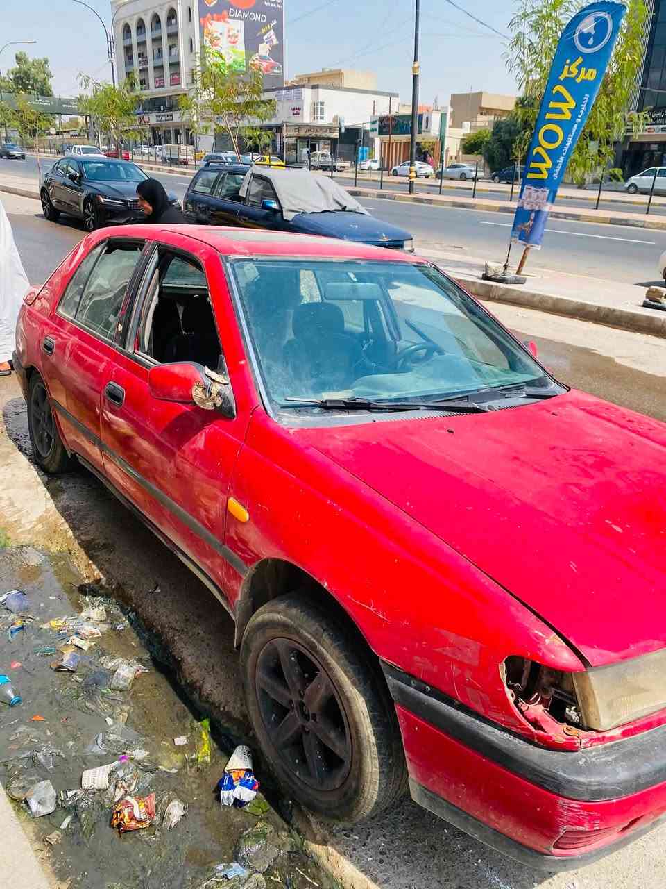 نيسان صني للبيع موديل 92 السياره ينرادله مصرف ترجع جديد حداديه وكازكيت وكير ***********سعر 15ورقه وبيها مجال

