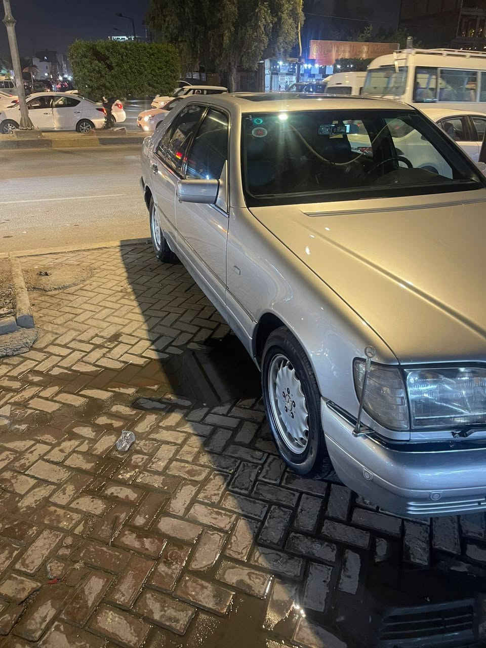 سياره مرسيدس شبح 1994s320السياره بيع معجوان مصبوغه عام جماليه محرك خراطيم بلادي تحكم كشنات كل الوضعيات كامره خلفيه شاشه واندوز محرك 6سلندر خراطيم بلادي سياره مكانها بغداد رقم مميز السعر 100بيهه مجال  الرقم ***********
