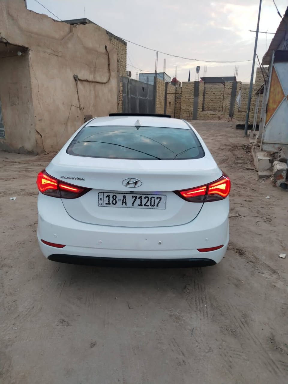 النترا • ٢٠١٥ • وارد امريكي