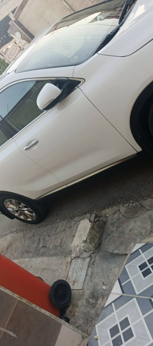 سورنتو موديل 18 رقم بغداد بأسمي  السعر 200 قفل بدون معاملة للاستفسار الاتصال عل رقم ***********
مكان السيارة صلاح الدين قضاء بلد
