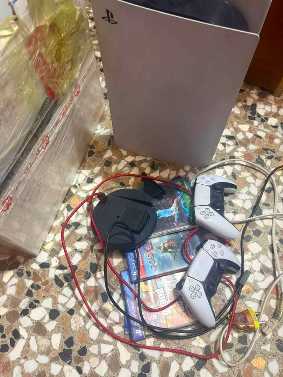للبيع بيش يفيدك هذه رقمي
***********
