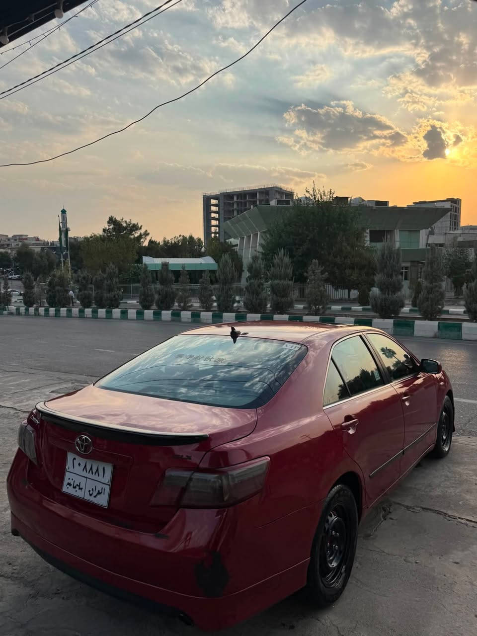 کامری مۆدێل 2007 شکڵی کراوە بە2011
موسەفاتglx حیزام بۆیاخە لەسەر ساغی 
سەیارەکە نمونەی جوانیە 
گێڕ ئۆتۆماتیک چوار بستۆن
گێڕو مەکینەی بە شەرت
تەبرید ساردو گەرم بەشەرت
شاشەیە سوکان ڤۆلیۆم تەحدید سورعە کوشن کارەبا سلایت
نرخی 83گەڵاو  معامەلەیەکی برایانە
بۆ زانیاری زیاتر  پەیوەندی بەم ژمارەیەوە بکەن
***********
