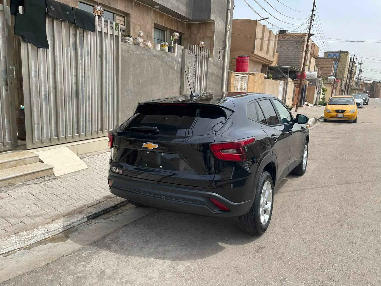 تراكس ٢٤ باسمي رقم كربلاء ماشيه ٢٩ الف حادثة بنيد وجاملغ يرادله بنيد لان مامصلح عدل سعره ١١٨ وبيه مجال وبيه سونار الحادث ويه الصور ***********
