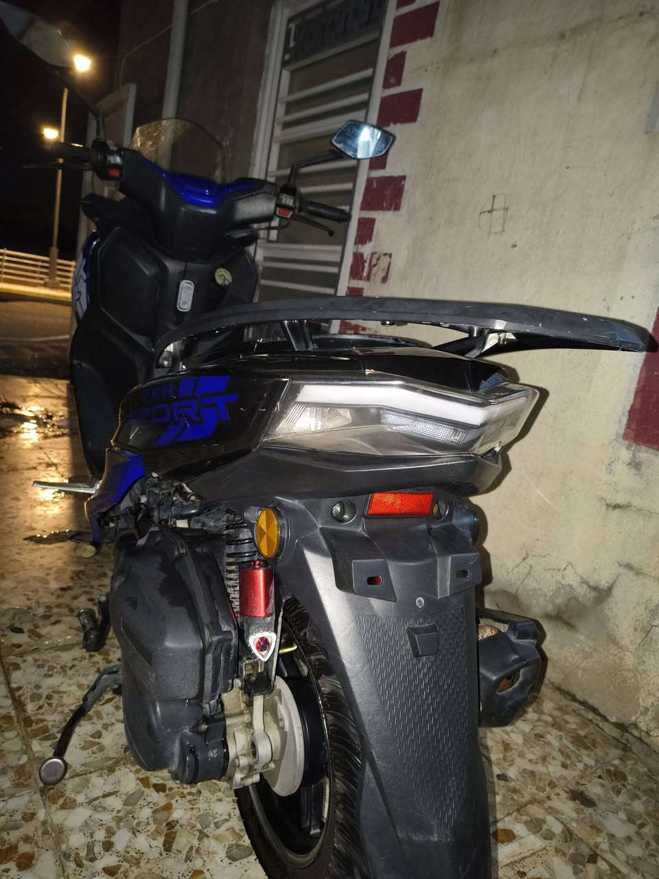 دراجة كويست موديل 25 محرك 150 cc نظيف وكلشي شغاله 475 
***********
