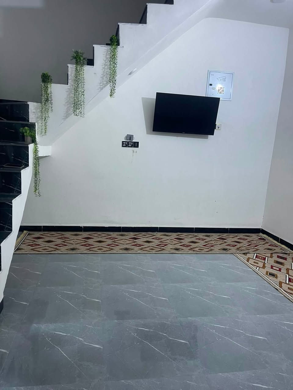 🏠 / للبيع البيت مساحه140طابو زراعي سند 25 
              
                   واجهيه 5والنزل 28(سعر مناسب كلش)

🧱 (بناء نظيف درجه اوله ) 

الطابق الاول/ مطبخ . أستقبال . هول .غرفه . مجمع صحيات 

🌏 الموقع / شارع 100 كلش قريب على الشارع  

للأستفسار أكثر مراجعة مكتب 
شركة المدار للاستثمار والمقاولات العامة للمقاولات العامه والتصاميم الهندسية شارع 80.. قرب اسماك الشجيري مقابل أستدارة   
 ***********متوفر واتساب
***********
