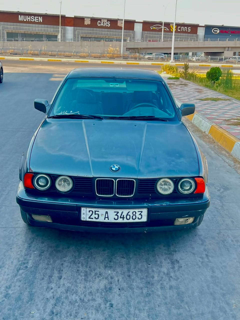 سلام عليكم
السعر 38
BMW e34 520i
سياره بلاديه بدون صبغ بدون خياس بدون ضربه سياره بلاديه وحلوه  اي عيب او نقص مابيها تبريد كير محرك كله بشرط رقم انكليزي بأسمي هزه سنويه جدد مكاني كركوك 

***********
