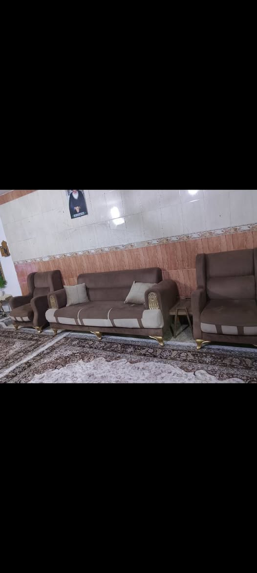 تخم خمس مقاعد بغداد العبيدي ***********
