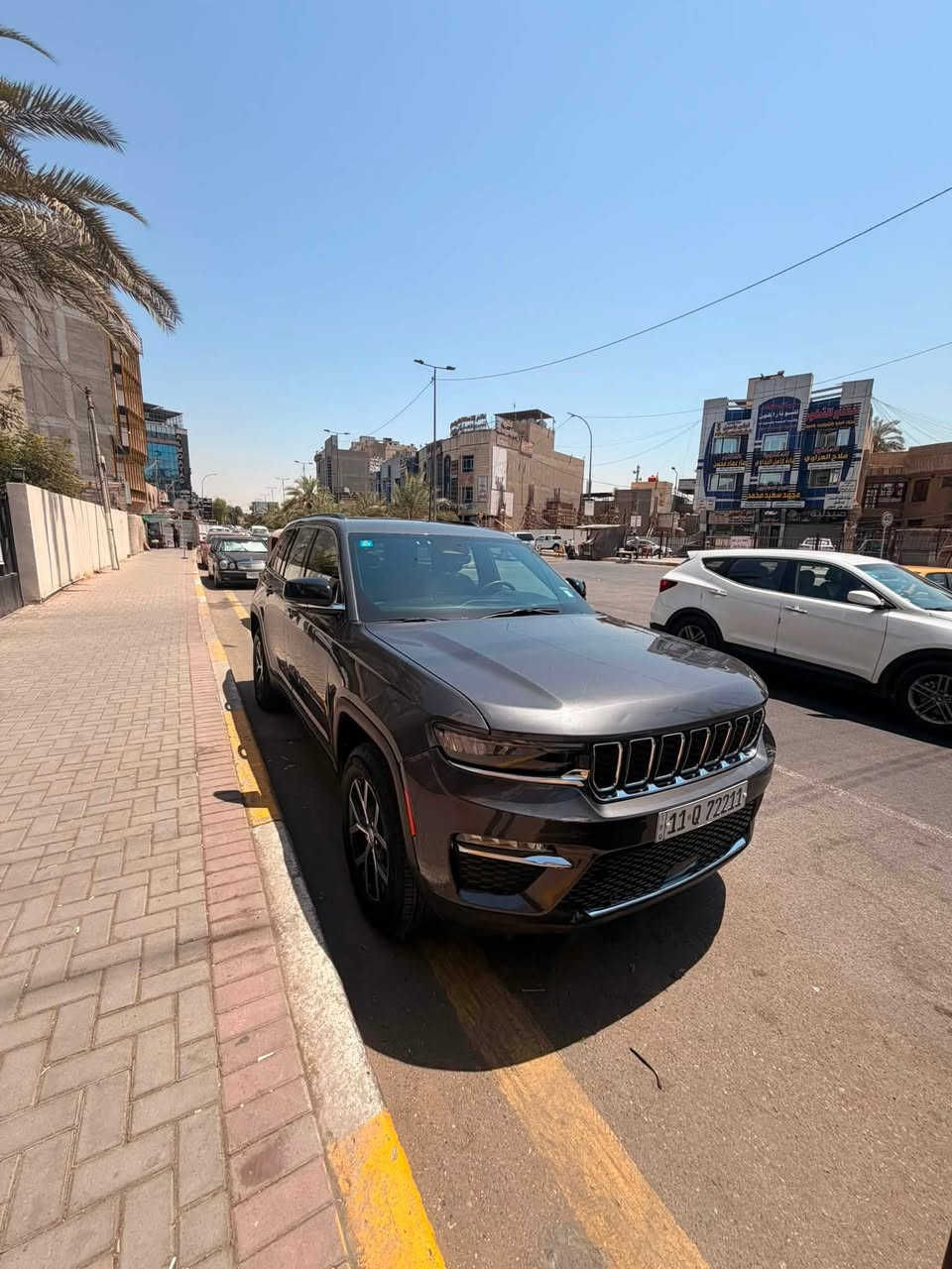 السلام عليكم جيب للبيع او مراوس حسب القناعه مديل24
ماشيه 10 الاف 
فول لمتدا عدا للفتحه 
كشنات كهرباء وتدفئه 
ستيرن تدفئه 
جنطه كهرباء
شاشه جبيره 
كير موس 
اربع وضعيات قياده 
عنوان شارع *********** شارع المغرب
