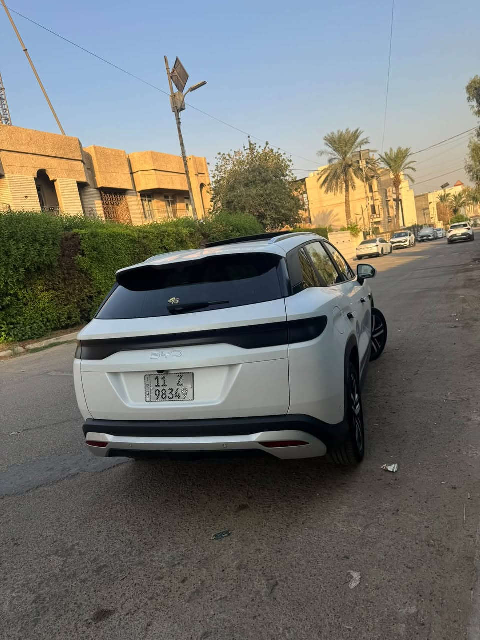 سلام عليكم للبيع BYD سونك L فلاكشب 13 كامرة كشن كهرباء واحد السيارة جديدة بحالة الوكالة 

مغلفة ppf طافي ضمان 10 سنوات 
وكل 6 اشهر صيانة 
والجام عازل حراري مغلف 
ارضيات اصلية مالتهة 
ماشيه:
بانزين 866
كهرباء1026
السيارة مصروف عليهة ومميزة بلشارع 
رقم بغداد 
مكان السيارة بغداد
السعر خاص
للاتصال ***********
