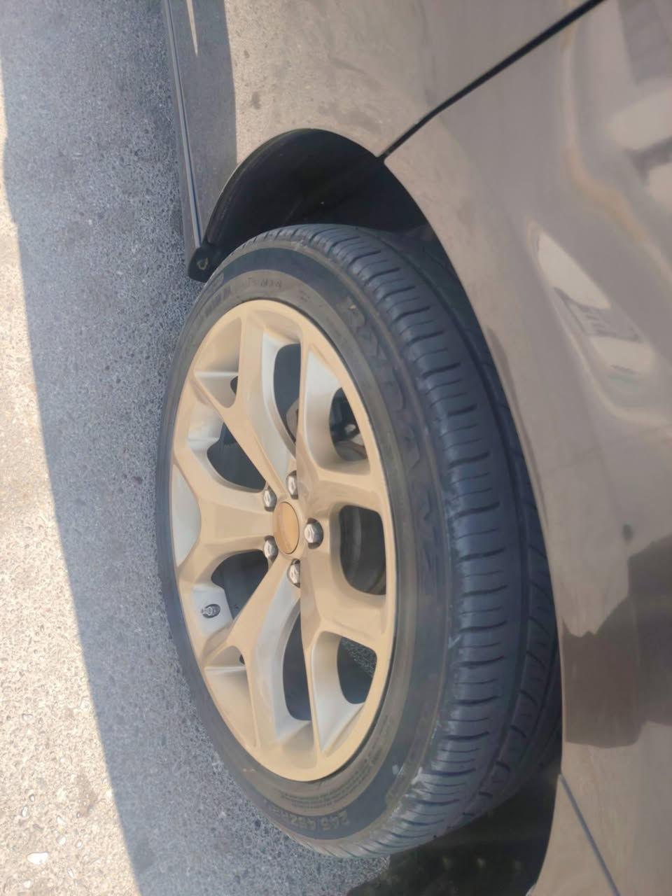 جارجر ٢٠٢٣ اصل بسمي لاست كول اخر اصدار
حادث قطعه وحده ماشيه ٤٠
عله وضع الشركه
***********
السعر ٢١٥
مكانه السماوه
