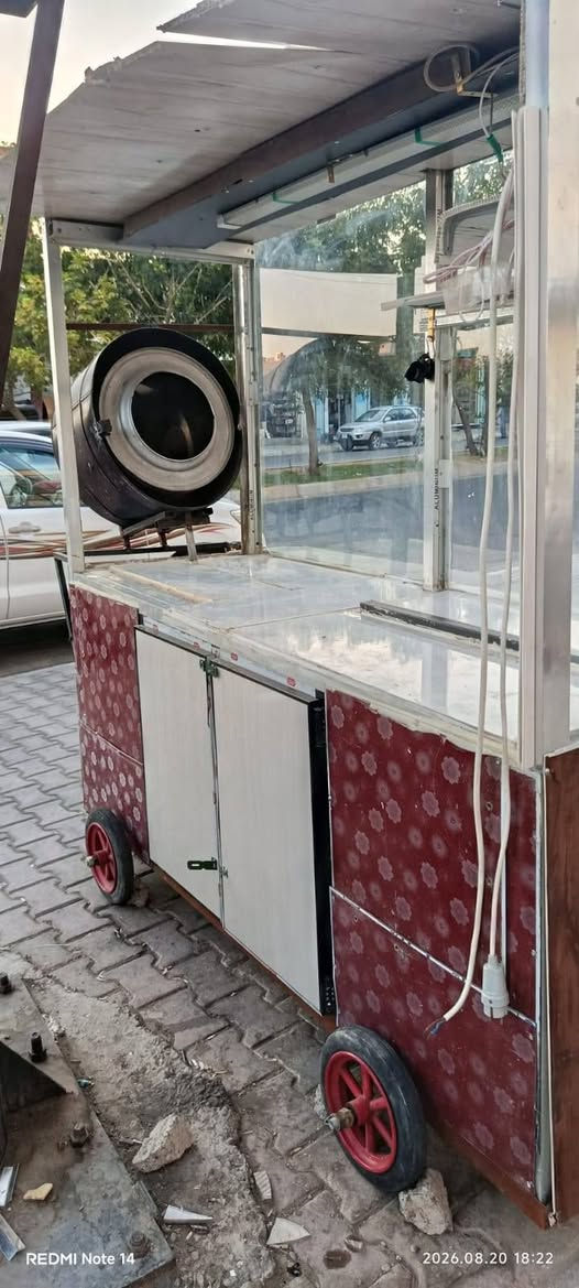 🔥 عربانة مأكولات سريعة للبيع 🔥
فرصة ممتازة للي يريد يبدأ مشروعه الخاص 💰
عربانة جاهزة ومناسبة لبيع المأكولات السريعة، 🍔🌯

✅ مساحة جيدة للعمل
✅ واجهة زجاجية
✅ عجلات للحركة
✅ مناسبة للمطاعم والمشاريع الصغيرة

📍 البيع للجادين فقط
💰 السعر: 300
📞 للاستفسار: ***********
