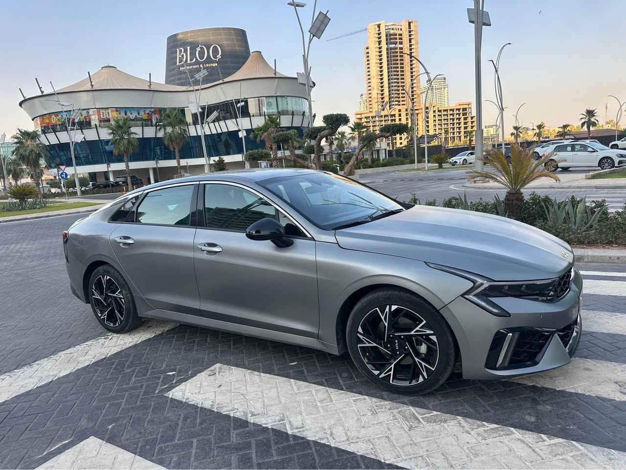 كيا 5 
موديل 2025 
ماشي 47 كيلوا
موصفات جي تي لان
كشن جلد 
حساس امامي خلفي 

رادر امامي جوانب 
رقم KNAG64J72S5275789
عنوان كركوك 
سعر 182 
رقم *********** كركوك, العراق
