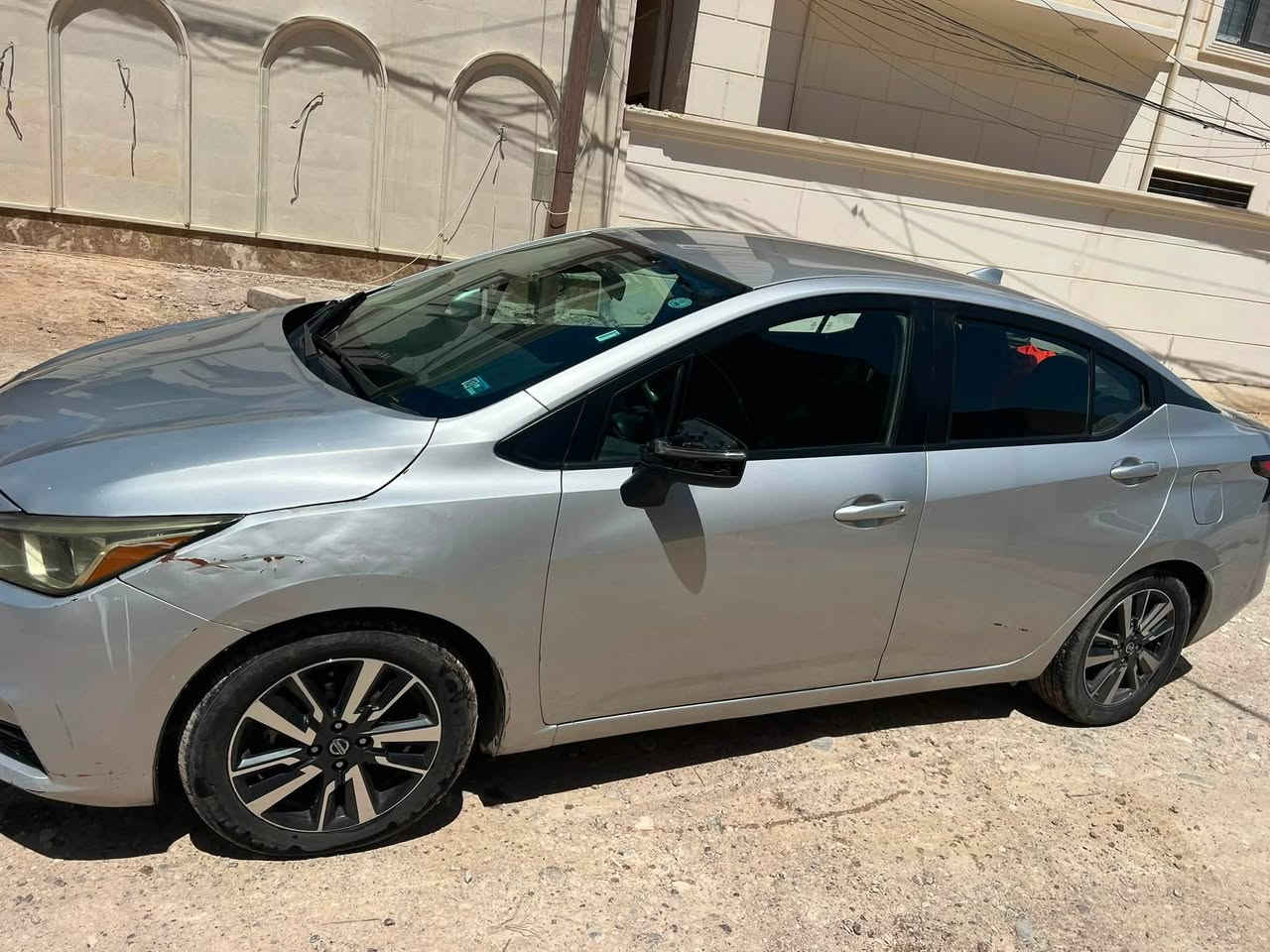 نيسان فيرسا موديل 21
مواصفات sv
ماشيه 177. الف كيلو 
مكان سياره اربيل 
السعر 105$
الاتصال 
***********
