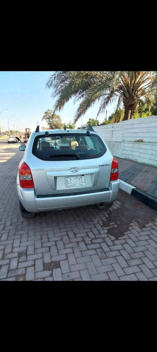 توسان خليجي • موديل ٢٠٠٩ • فول مواصفات