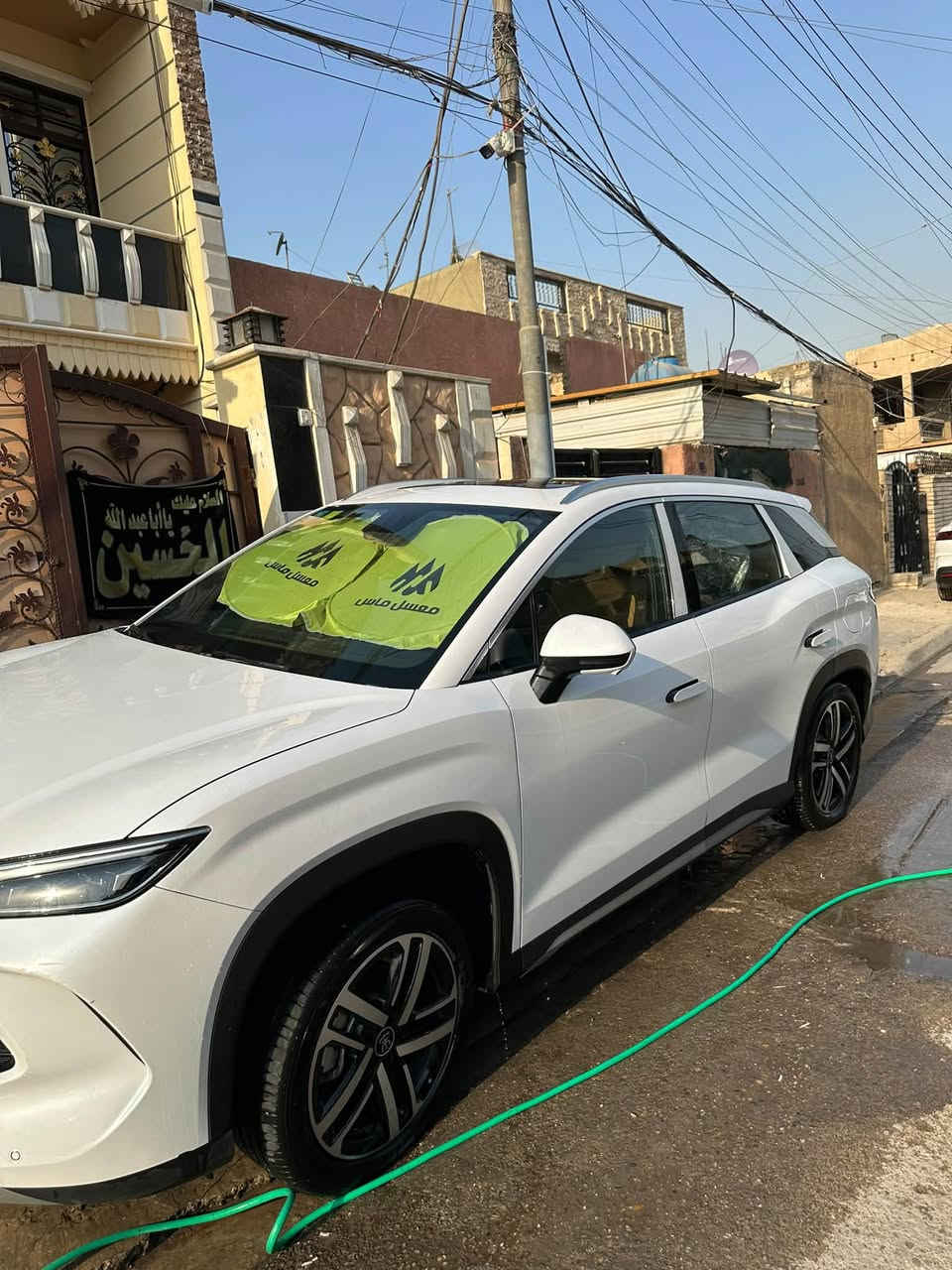 @@السلام عليكم 🌹

🚘 BYD Song L – 
📅 موديل 2025
🛡️ مكفولة عدا طخه بسيطه جدا بالباب الخلفي وشخوط بسيطه دعاميه اماميه فقط
📍 ماشية 11كم
🔢 رقم بغداد بسمي — 

المواصفات:
• كشنين كهرباء
• تدفئة وتبريد بالكشنات
-بانوراما 
• إنارة محيطية بلادية
• صندوك كهرباء
• داخل قرميدي
• مري شفط
• شاشة قلاب
• بطارية 120

💰 السعر: 32،500مليون 

📍 مكاني: بغداد ابو دشير
📞 للتواصل والاستفسار واتساب أو اتصال
***********
