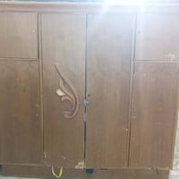 اغراض مستخدمة • سعر مناسب • غرف نوم