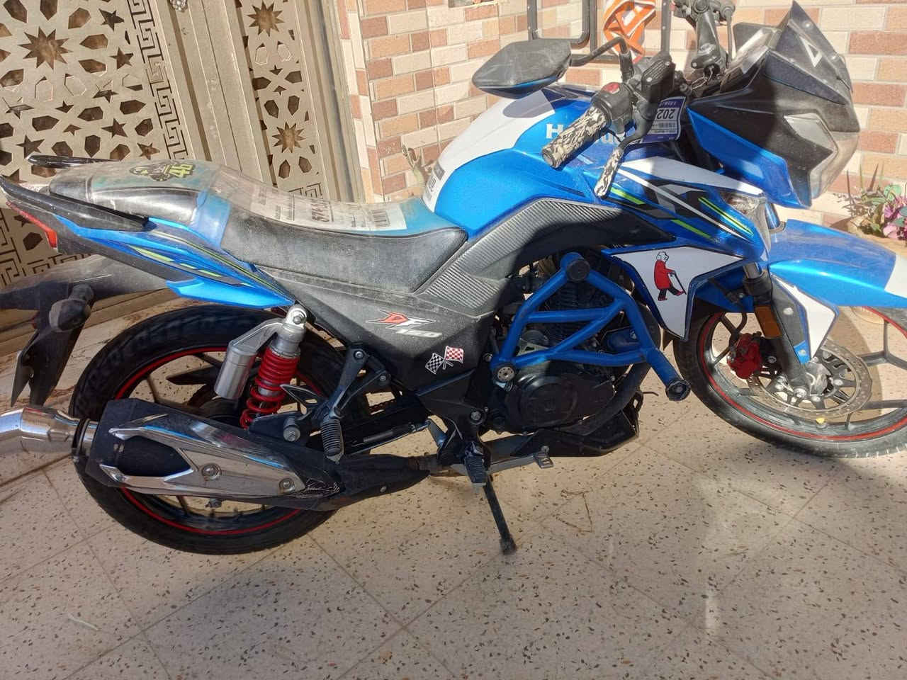 دراجه هوجي دي إف موديل22 مسجل وكامل كفاله عامه السعر 18 وبي مجال بصيط مكاني الرمادي7 كيلو مكلف بل نشر اتصل علا الرقم ***********

