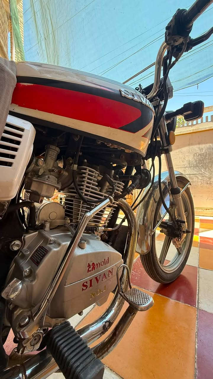 🏍️ دراجة للبيع – سافان موديل 2020

دراجة نظيفة، استخدام شخصي للذهاب والعودة من العمل فقط.

🔹 سافان 2020
🔹 الأوراق كاملة
🔹  زوج تايرات جديدة
🔹 نظيفة وجاهزة للاستخدام
💰 السعر 450 ألف دينار

📍 موقع الدراجة: بابل / المدحتية / الجمعية

📞 للتواصل والاستفسار:
***********

للجادين فقط، والله يرزق الجميع.
