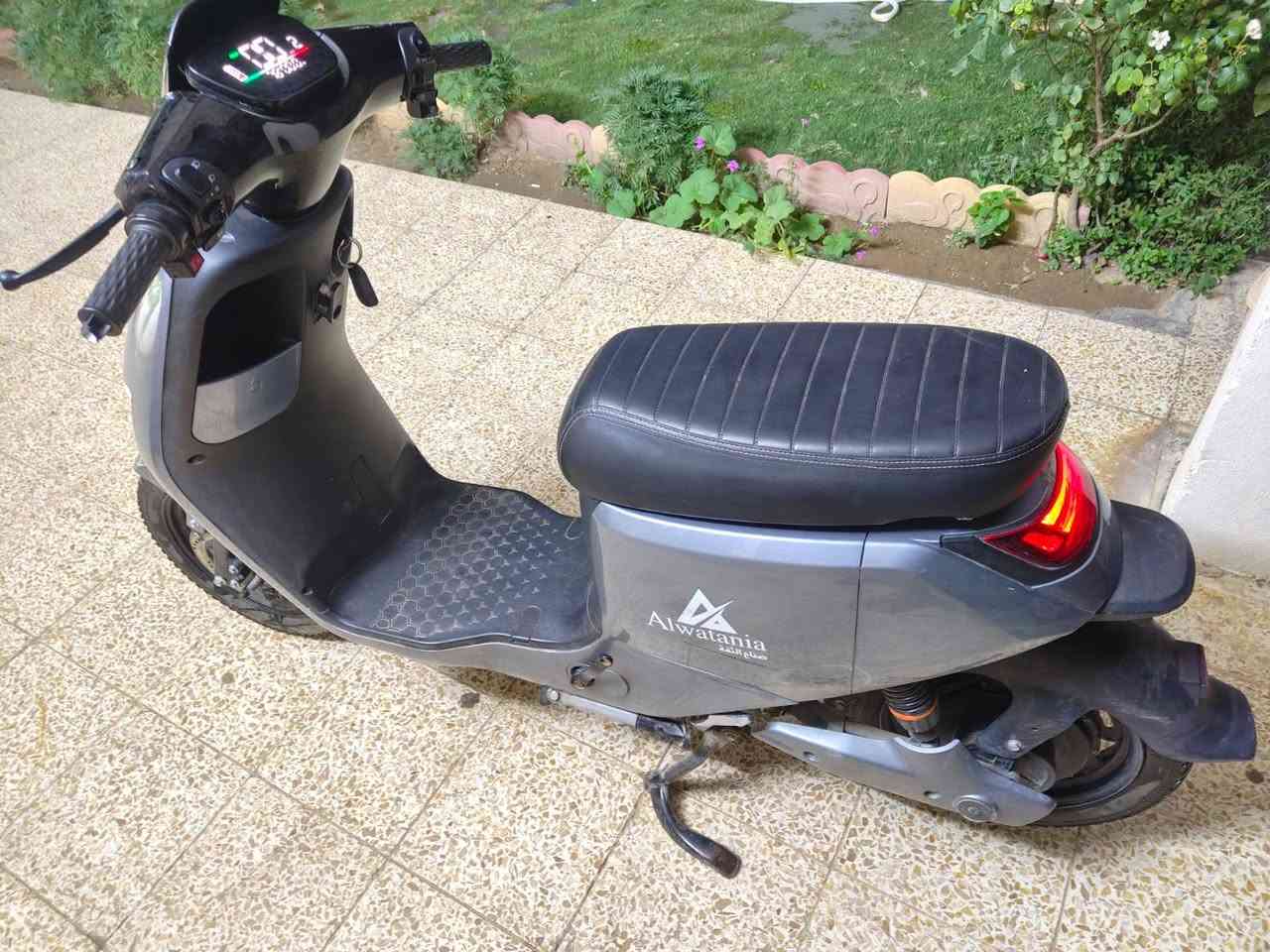 ماطور شحن للبيع 
مستعمل شي قليل 
السعر 650 وبي مجال
التواصل خاص او ع الرقم
***********
