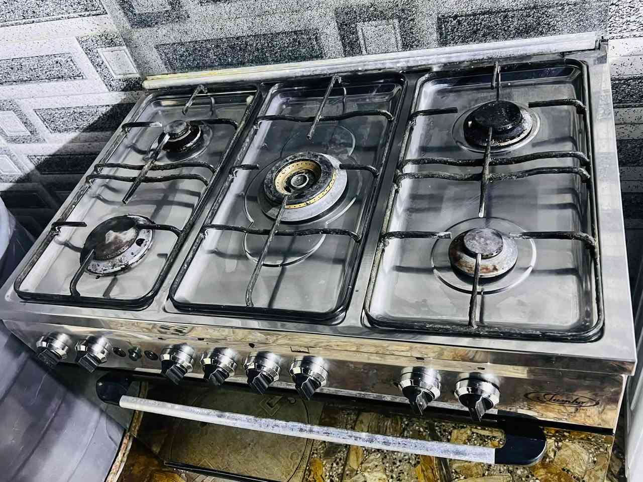 سلام عليكم غراض بيت نضيفه جدن وعل فحص ايي حاجه تريدهه طكلهه صورء ودزهه مكان مدينه الصدر ***********

