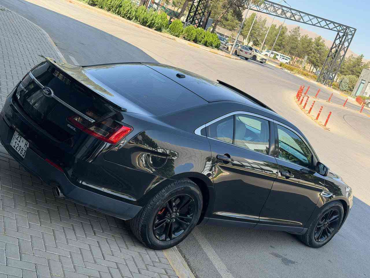 فورت تۆرێس شركه نيڤا 2013 
فول فول مواصفات 
فتحة 
تحمكات كامل ستيرن 
ثلاث شاشات 
بطاقة بنزين موجود 
سنوية جديد 
ماشى 250 الف 
فقط باب واحد صبغ بدون دواخل 
سعر 109 $
مكان كركوك 
*********** كركوك, العراق
