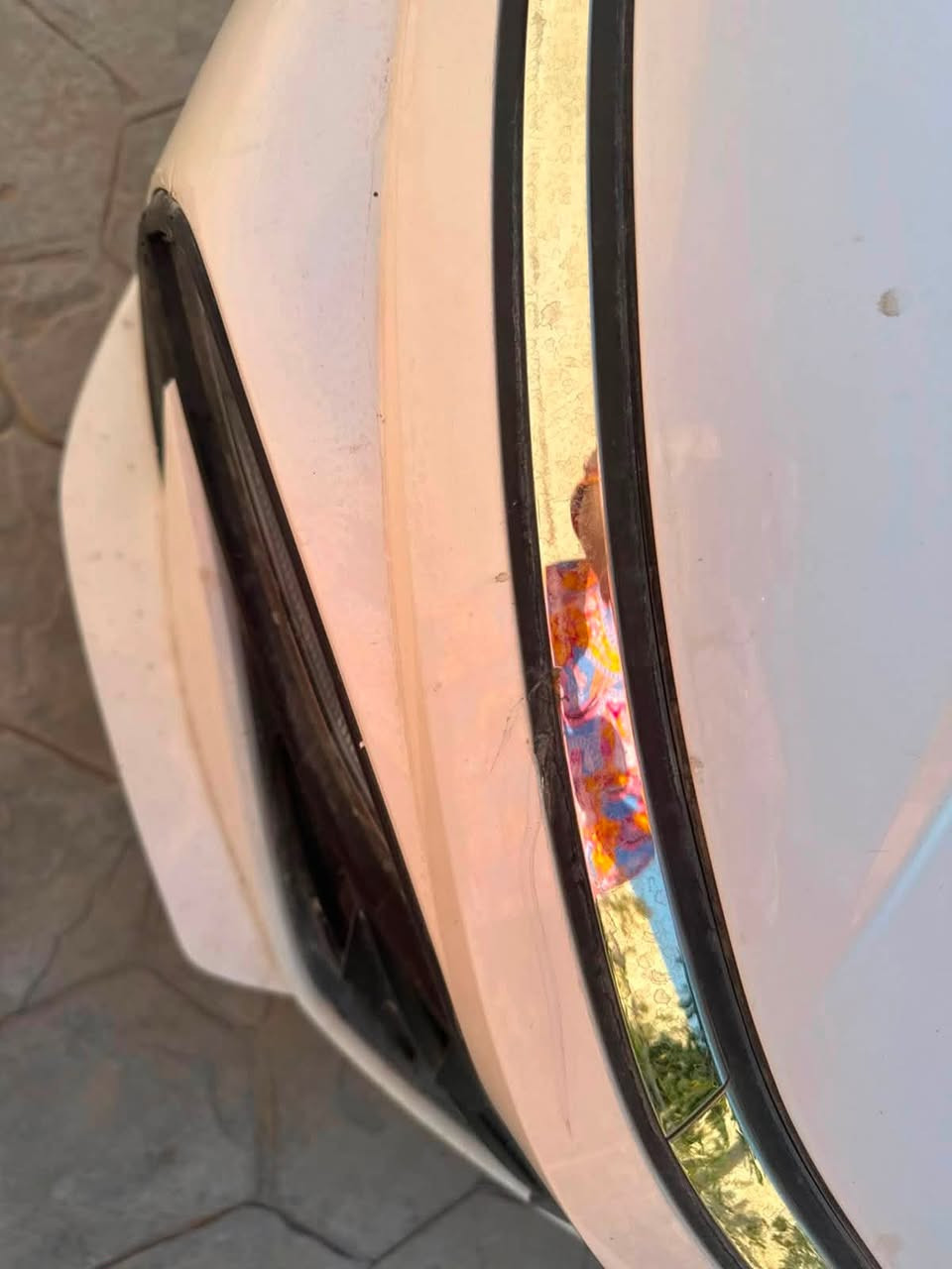 اكسنت موديل ٢٠٢٤
وارد خليجي ماشيه ٧٥٠٠
تبريد قطعتين
تحكم ستيرن
فول عدا البصمه
رقم بغداد
بيها ضربه بالباب الخلفي وطخات 
استعمال اقل من سنه
السعر ١٥٠ ورقة
***********
