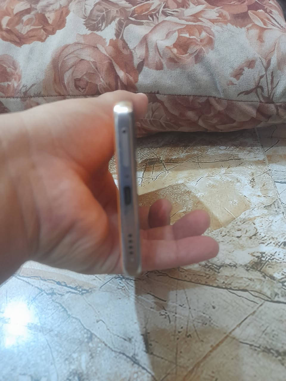 تليفون للبيع جهاز مقفول يريدله سوفت جهاز نضيف وبلادي كلشي مامبدل بي ذكره 256 النظافه فول بس يرادله سوفت ب275مكاني ديالى بعقوبه تقاطع الساده الاتصال على الرقم الموجود او مراسله الواتس ***********
