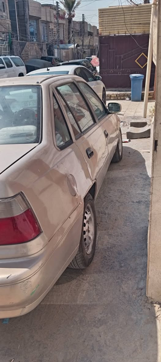 السلام عليكم عندي سيارة للبيع دايو سلو موديل ٩٤ رقم انكليزي كير محرك خير من الله كهربائيات شغاله عارضهه ٢٨ وبيها مجال سنويه مامنتهيه تحويل ثاني يوم قليل تواجدي عل فيس بوك هاذا رقمي *********** للتواصل لاتنقيص ولا تبخير
